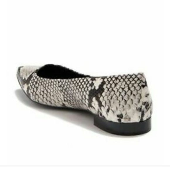 Calvin Klein Emerin Snake Print Flat - Picture 4 of 11